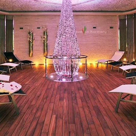 Отель Harmony 4*